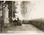Apel rocznika Franciszka Tracza, plac apelowy Mosty Wielkie.jpg
