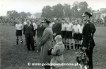 Przed meczem - st.przod. Mieczyslaw Tyrkiel po prawej.jpg