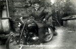 Stefan Kowalczyk na motorze.jpg